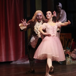 Foto Balletto: Coppelia Foto Balletto: Coppelia